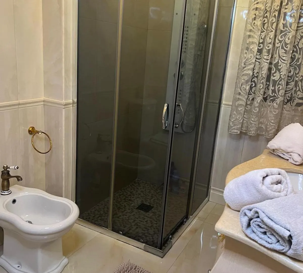 B&B Temptation Airport Fontanarossa Shared House With Several Rooms Catania 0*,  Italy